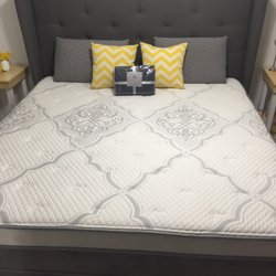 Brooklyn Bedding Mattresses 4455 W Camelback Rd Phoenix Az Photo Of Brooklyn Bedding Phoenix Az United States