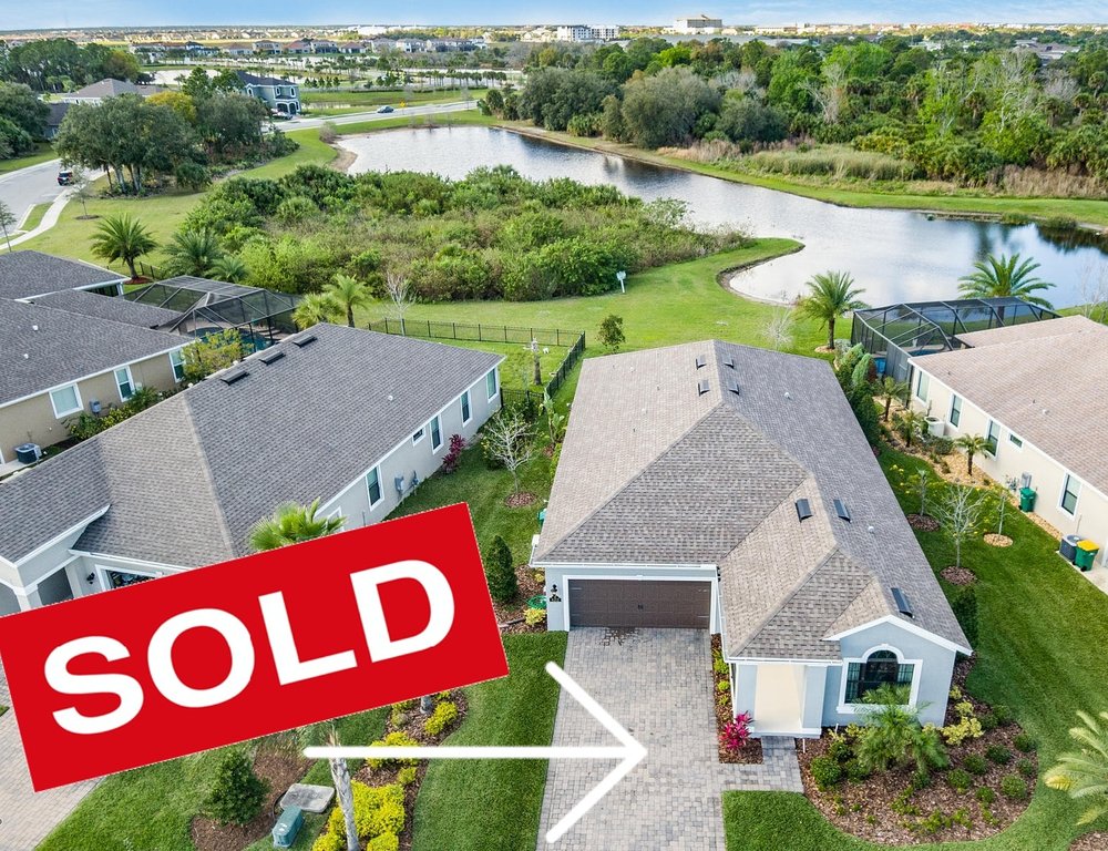Erin Fernandez - Coastal Estate Team