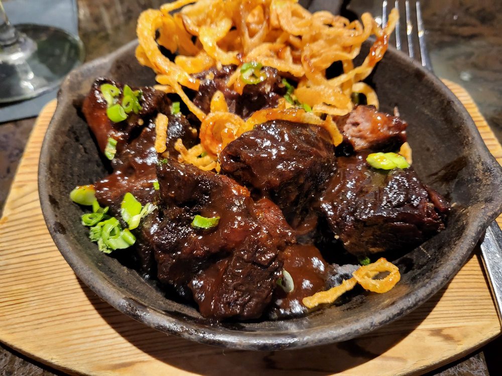 Robert Irvine's Public House