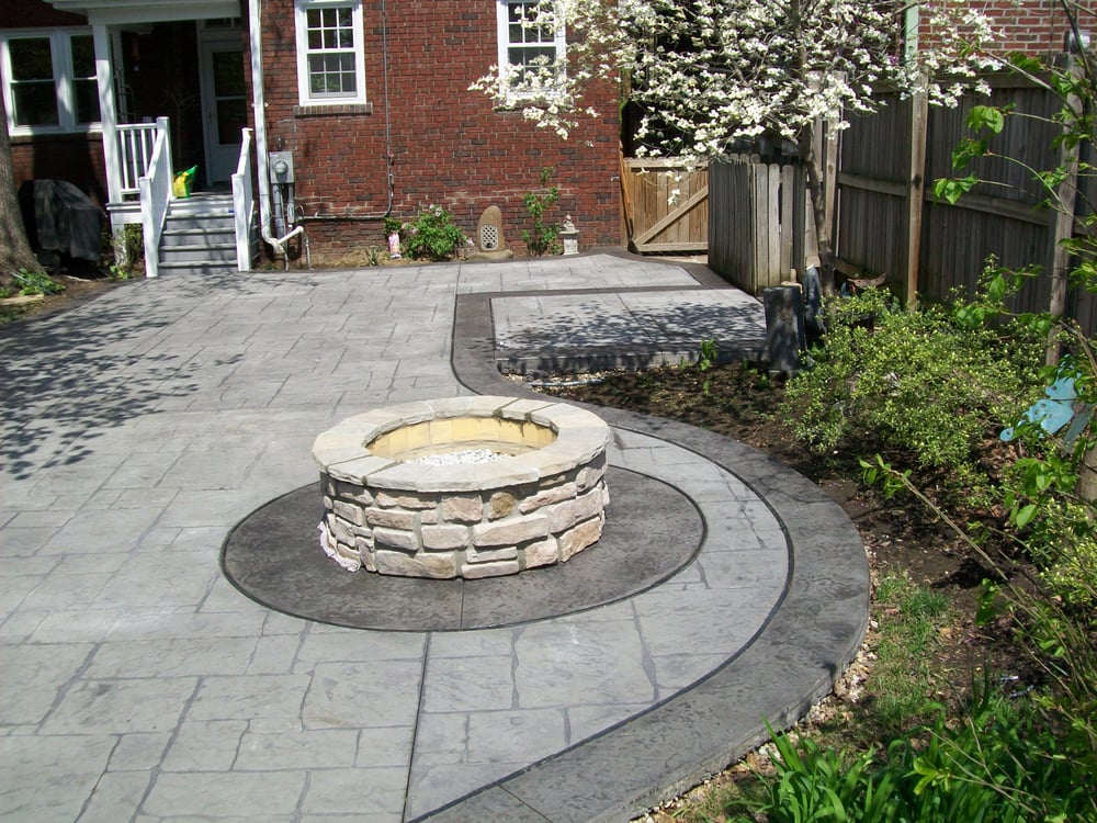 Stamped Concrete Patio With A Border And Fire Pit Photo Of T H Foundations And Concrete Services Saint Louis Mo United