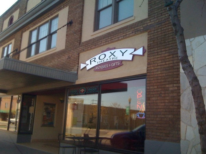 Old Roxy Theater Antiques & Gifts