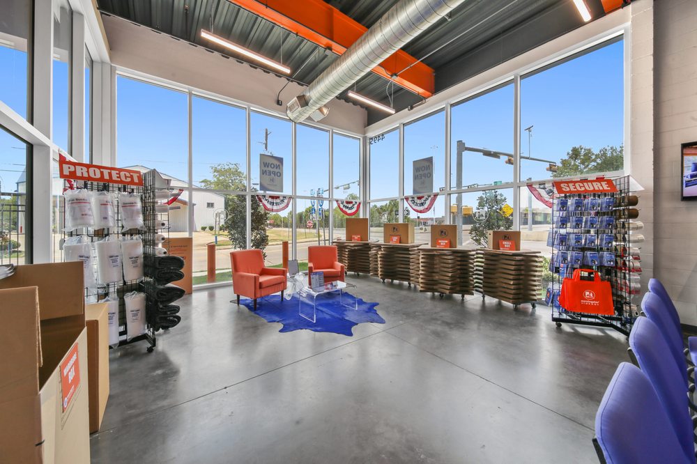 Morningstar Storage - The Heights