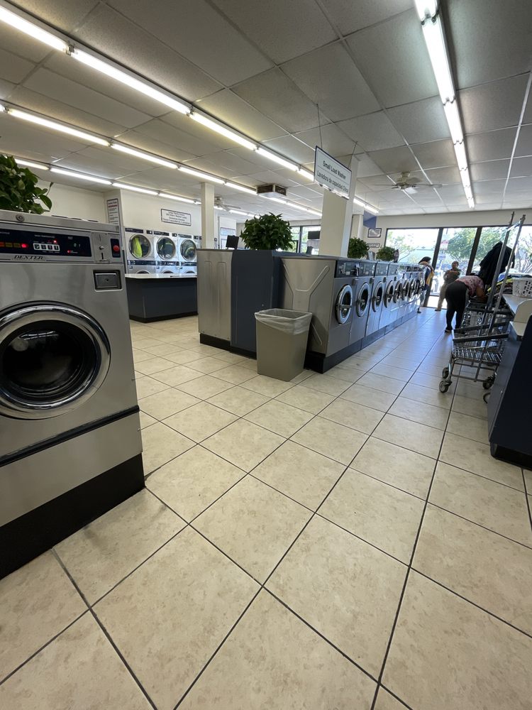 Azusa Coin Laundry