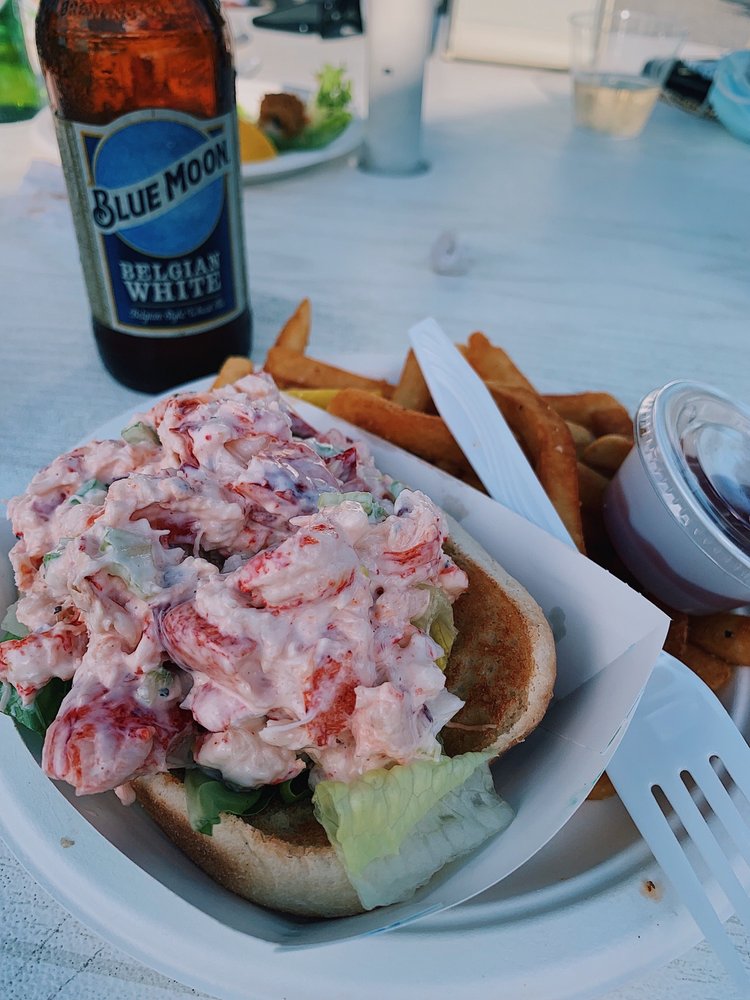 The Clam Bar At Bridge Marine