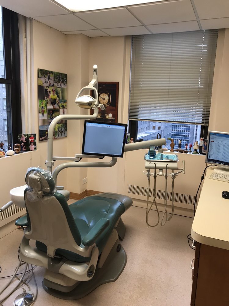 image of business Stanley Weiss, DDS