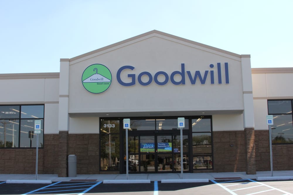 Goodwill Store 16 Photos Thrift Stores 3133 West Stones Crossing