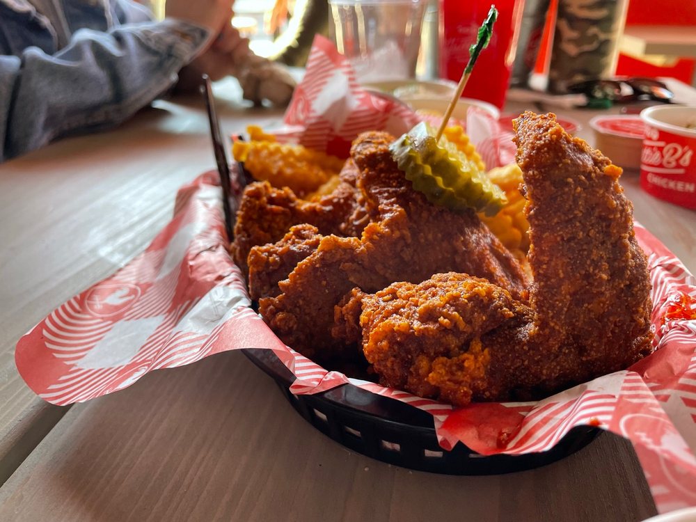 Hattie B's Hot Chicken - Dallas