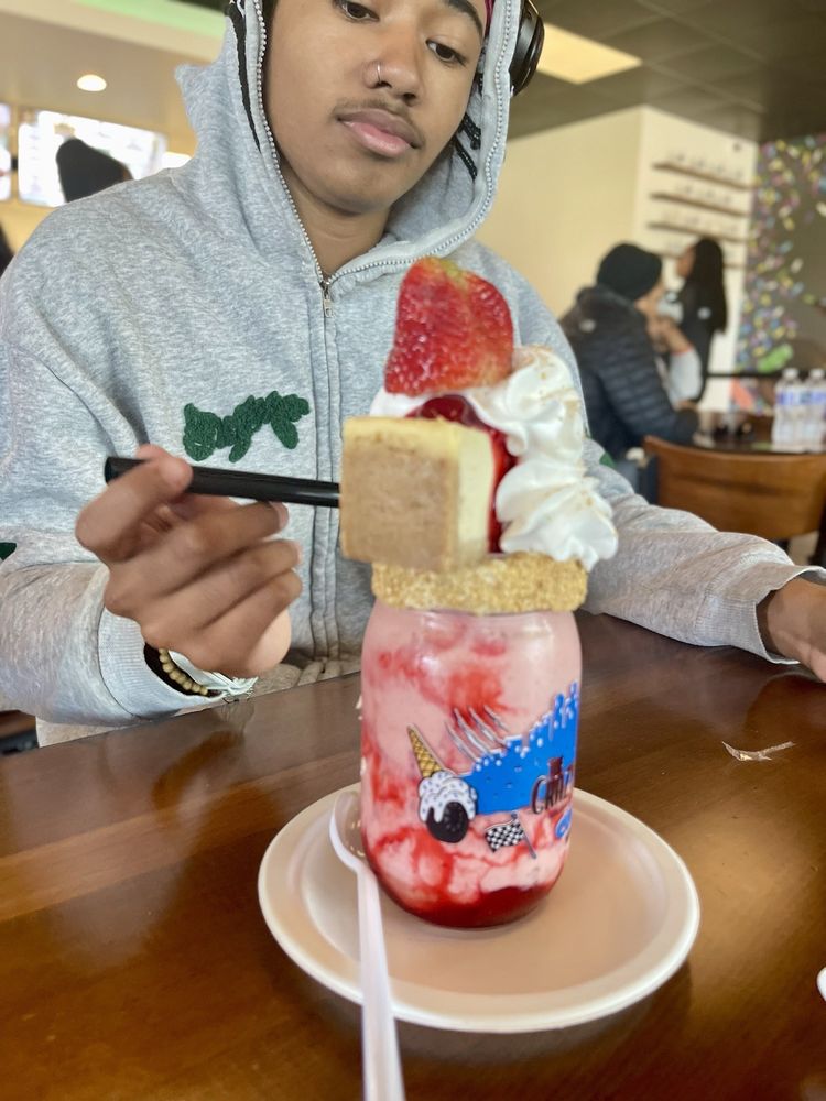 The Crazy Mason Milkshake Bar