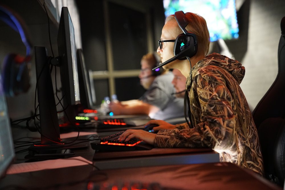 Clash eSports & VR Experience at OWA