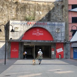 Estación del funicular Plaza del Doctor Andreu