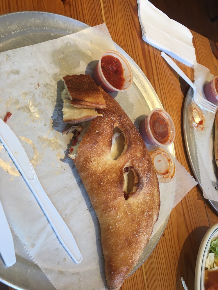 Captain Pizza and Grill