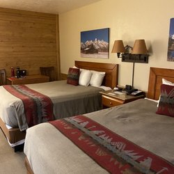Flat Creek Inn photo