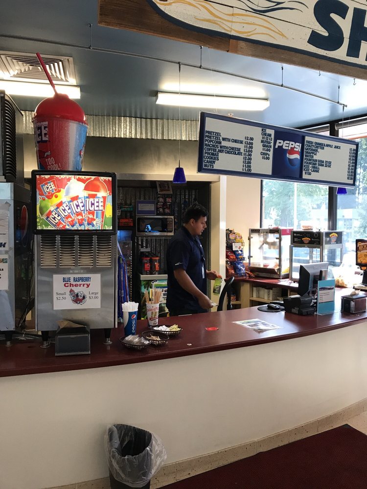 Shute Park Aquatic and Recreation Center 16 Photos & 17 Reviews