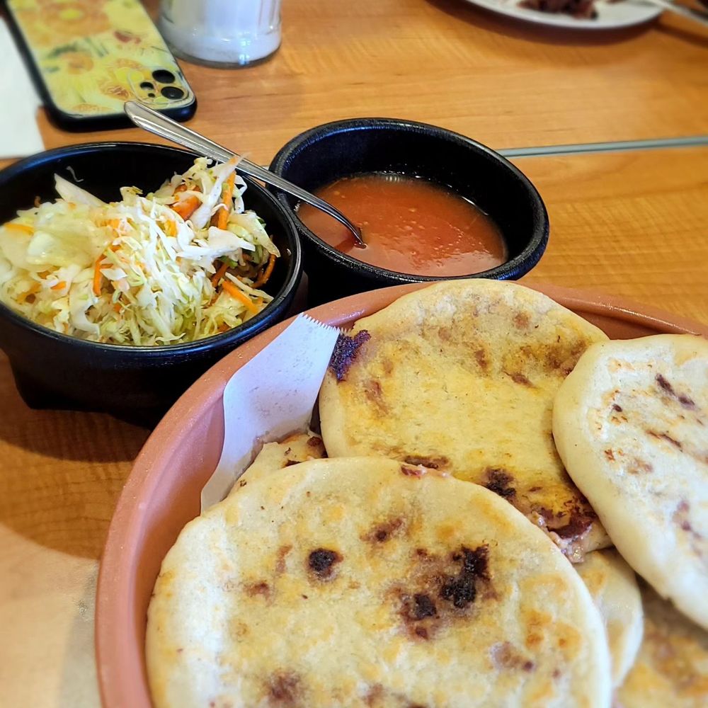Plan B Pupusas y Mas