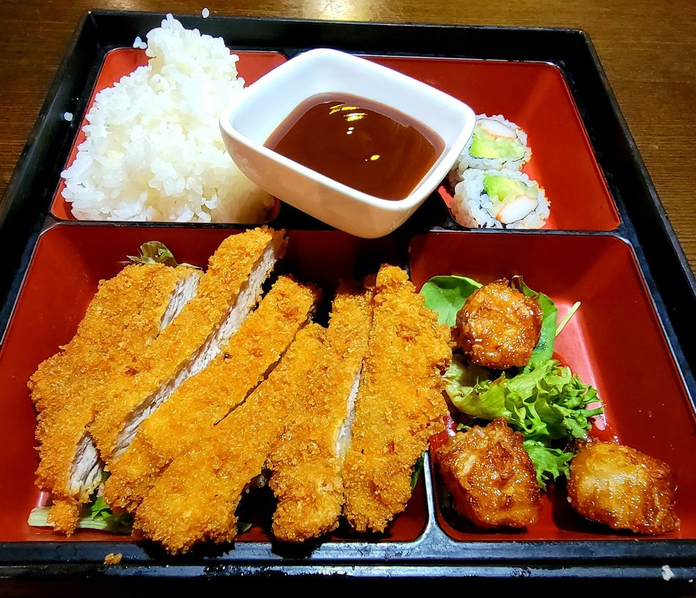 Sumo Japanese Sushi & Grill