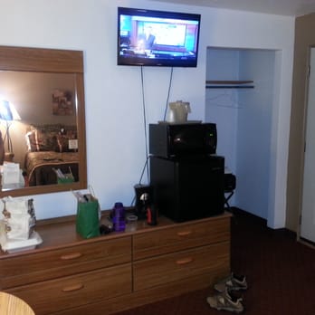 Motel Raine Hotels 618 W Highway 20 Valentine Ne Phone Photo Of Motel Raine Valentine Ne United States Television Coffee Maker