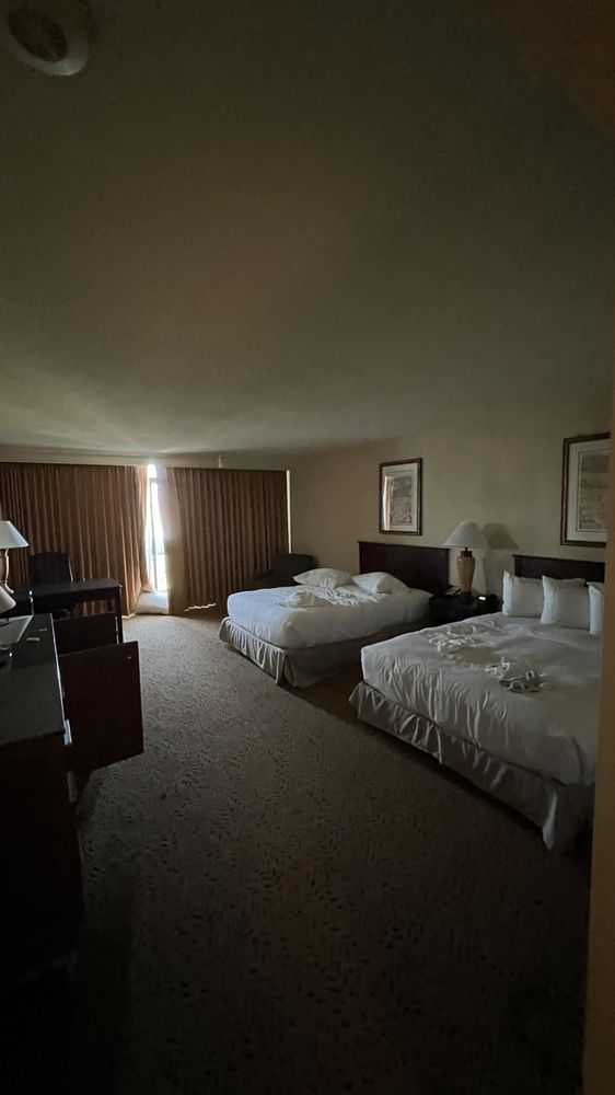 Airport Parking at Doubletree San Jose