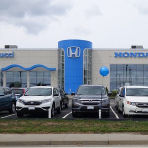 Honda Dealers Ri >> Saccucci Honda 34 Reviews Car Dealers 1350 W Main Rd Honda Dealers Ri >> Saccucci Honda 34 Reviews Car Dealers 1350 W Main Rd
