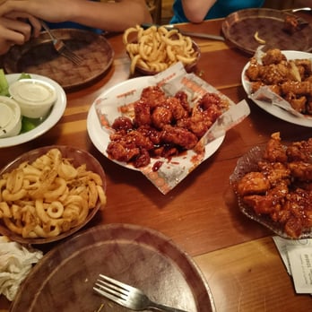 Hooters Restaurant Lansing Il Hooters Restaurant Lansing Il