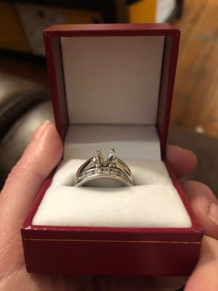 Isy's Fine Jewelry