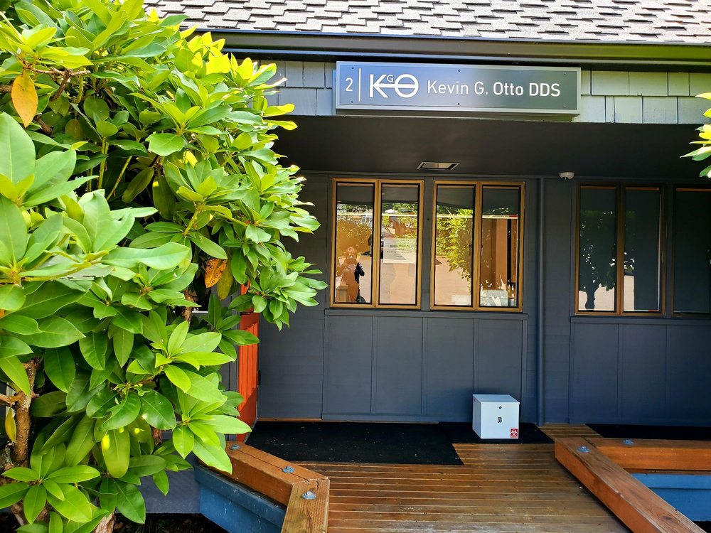 image of business Kirkland Family Dental Care