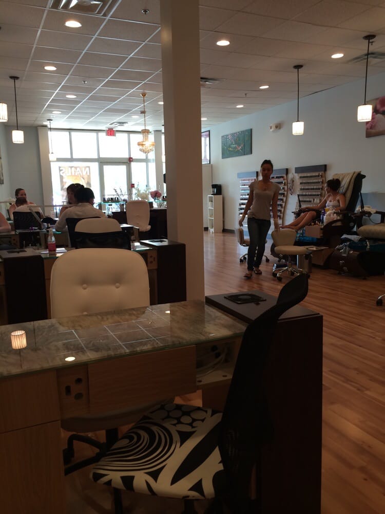 Eden Nails 17 Photos & 25 Reviews Nail Salons 1458 Lakeshore Rd