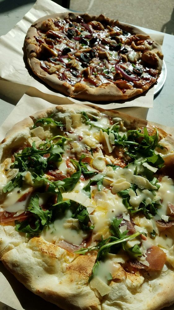 Spinfire Pizza