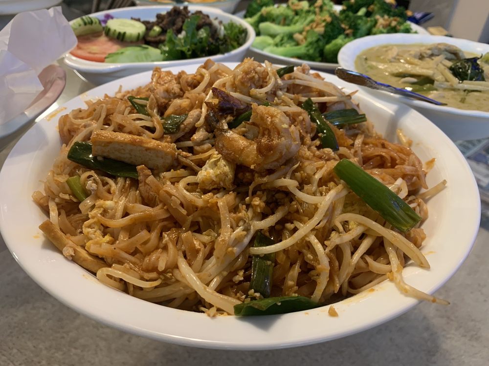 Lhy Thai Restaurant