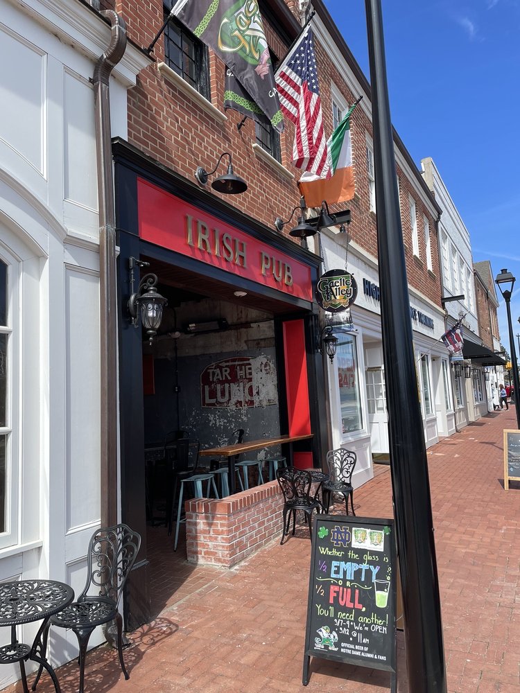Gaelic Alley Irish Pub