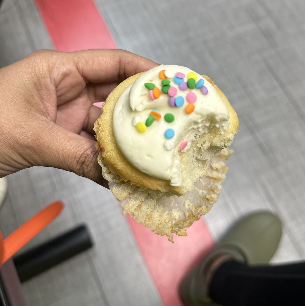 Little Cupcake Bakeshop