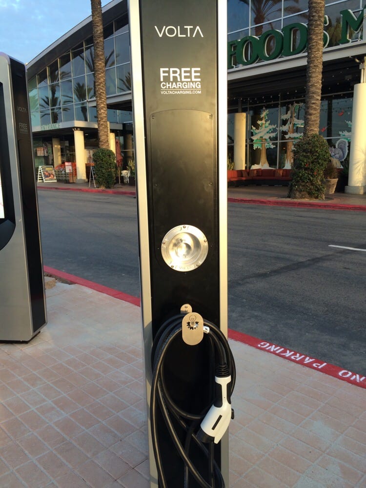 Wholefoods Now Has A Charging Station For Electric Cars Yelp 1347 Photos For Whole Foods Market