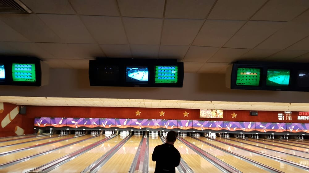 Lanes & Games CLOSED 52 Photos & 216 Reviews Bowling 195