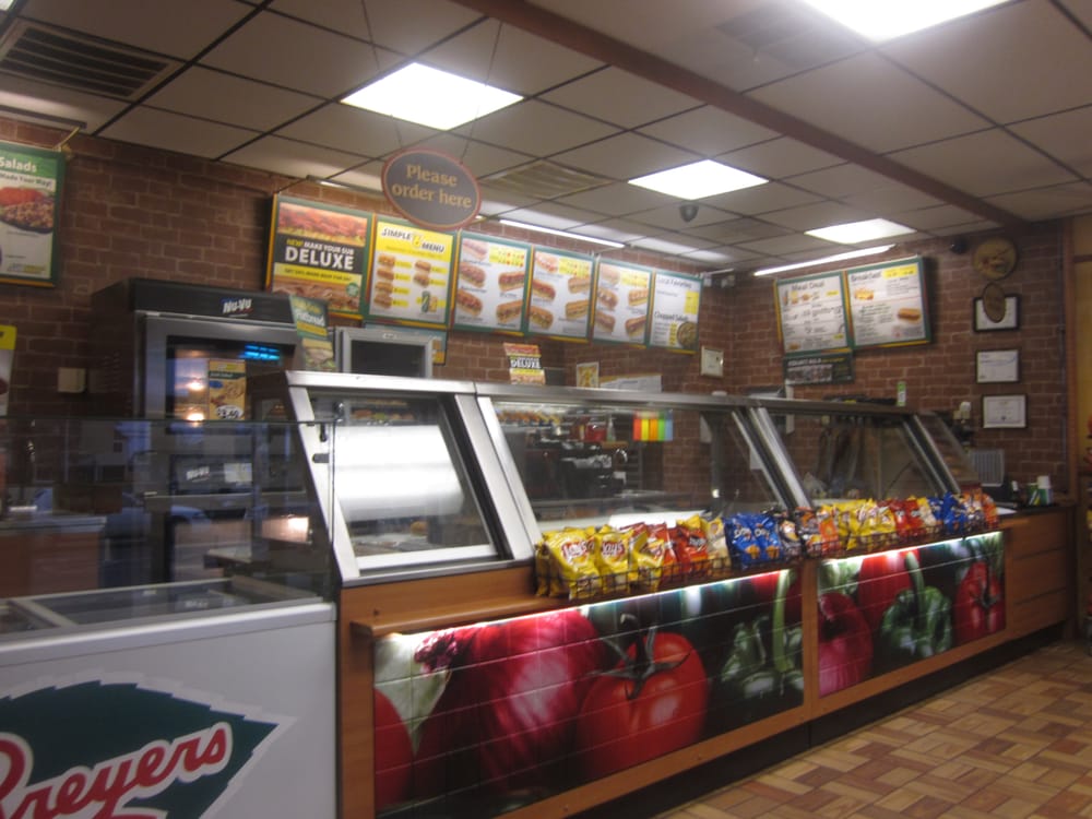 Subway Restaurants