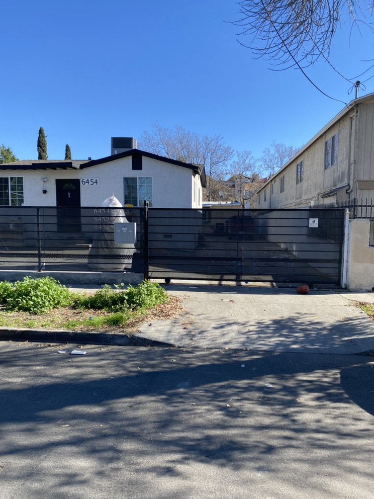 YP Garage Door & Gate service