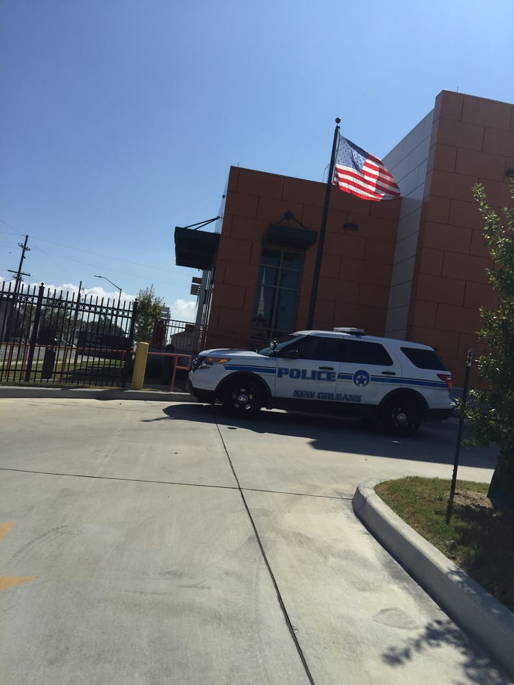 5th District Police Station Police Departments 3900 N Claiborne, St
