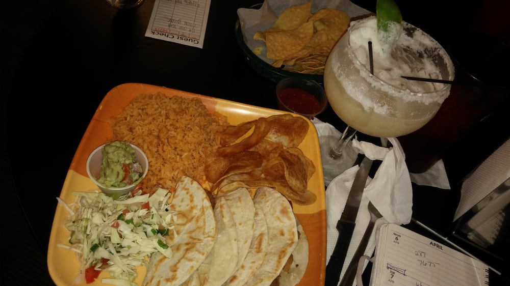 Lily S Mexican Restaurant 37 Photos 99 Reviews 4601 Lily S Mexican Restaurant 37 Photos 99 Reviews 4601 Kingshighway Blvd South Hampton Saint Louis Mo Phone Number
