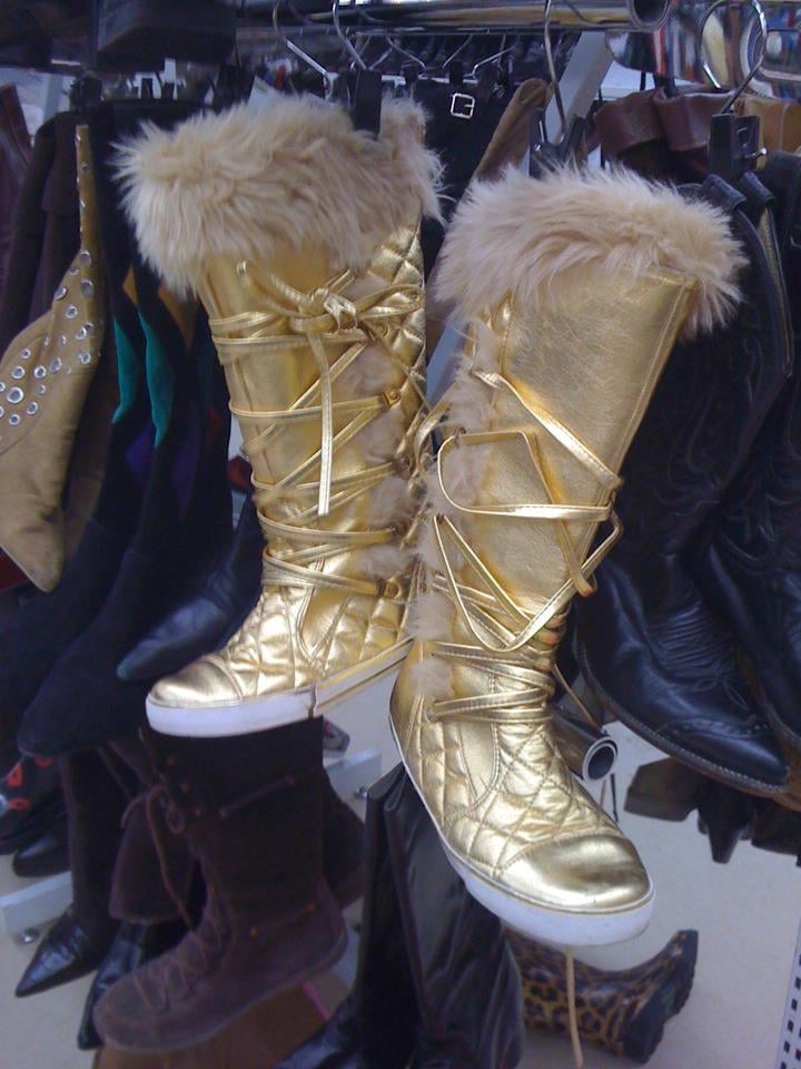 Apple Bottom Jeans Boots With The Fur
