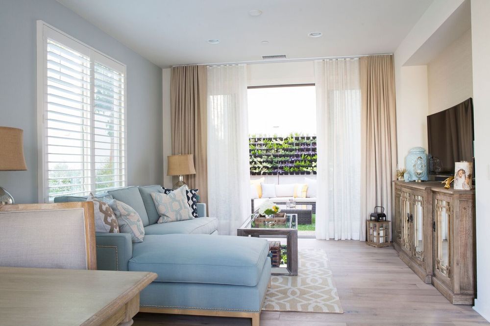 Dannielle Albrecht Designs