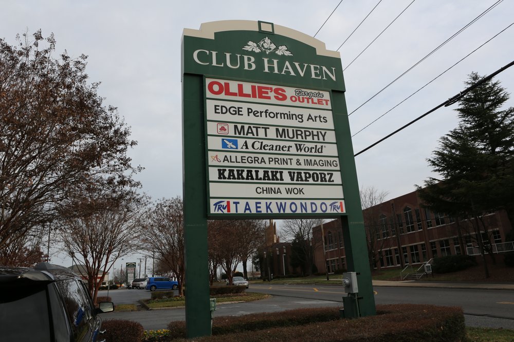 A Cleaner World Dry Cleaners