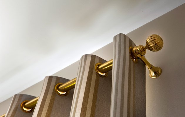Blinds & Fabric Shades World