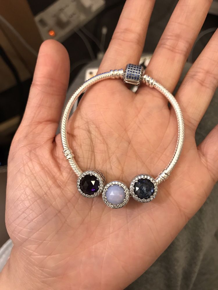 Pandora Times Square Jewelry 110 W 42nd St, Theater District, New