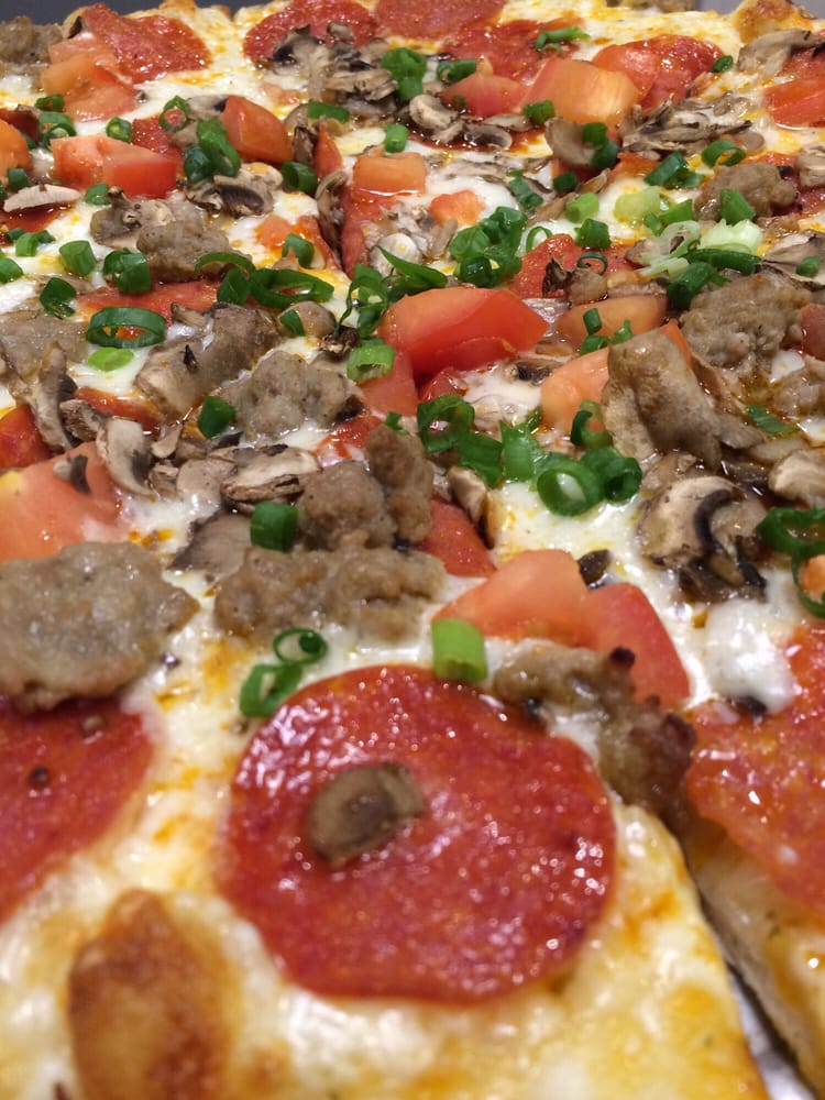 round table italian supreme garlic Crust on Supreme Yelp Italian  Garlic  Original