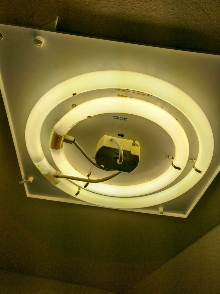 Only One Of The Lights In Stairwell Had Light Covers Any More Photo Of Best Host Inn Buena Park Ca United States Only One