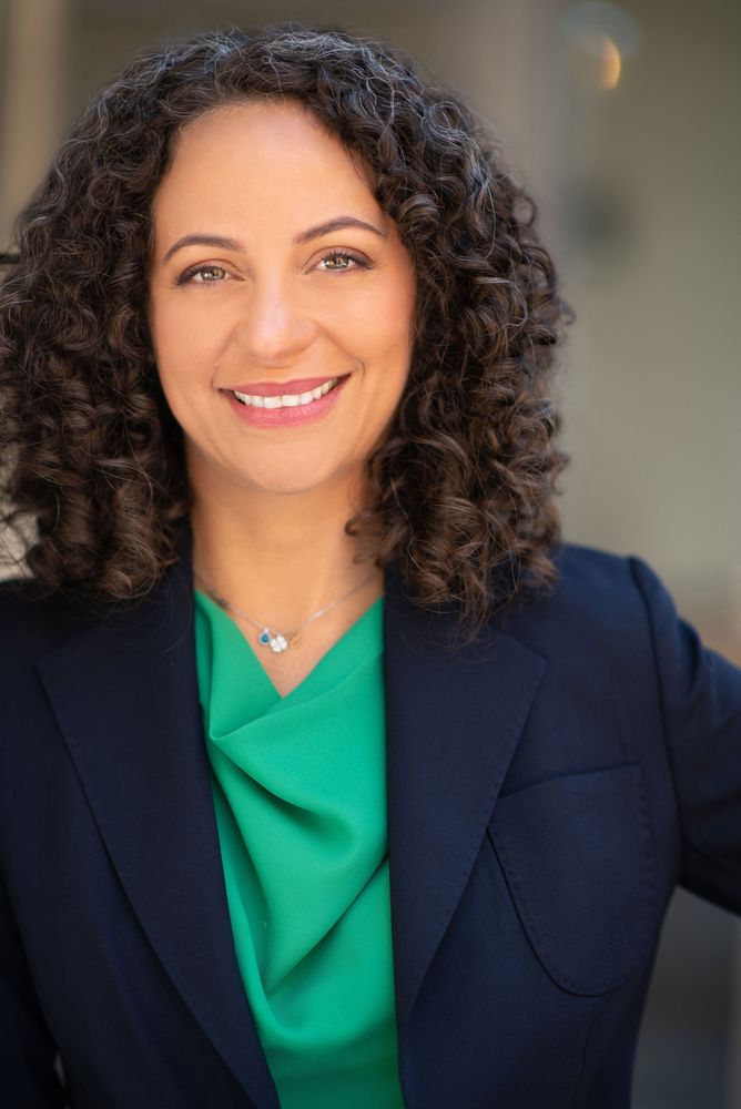 Sahiry Ireland - HomeSmart One Realty