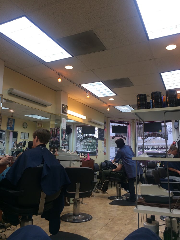 Clarendon Barber & Haistylist
