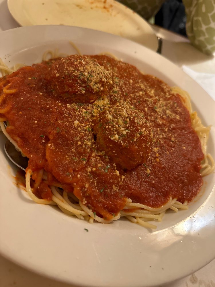 Nina's Pizzeria & Restaurant