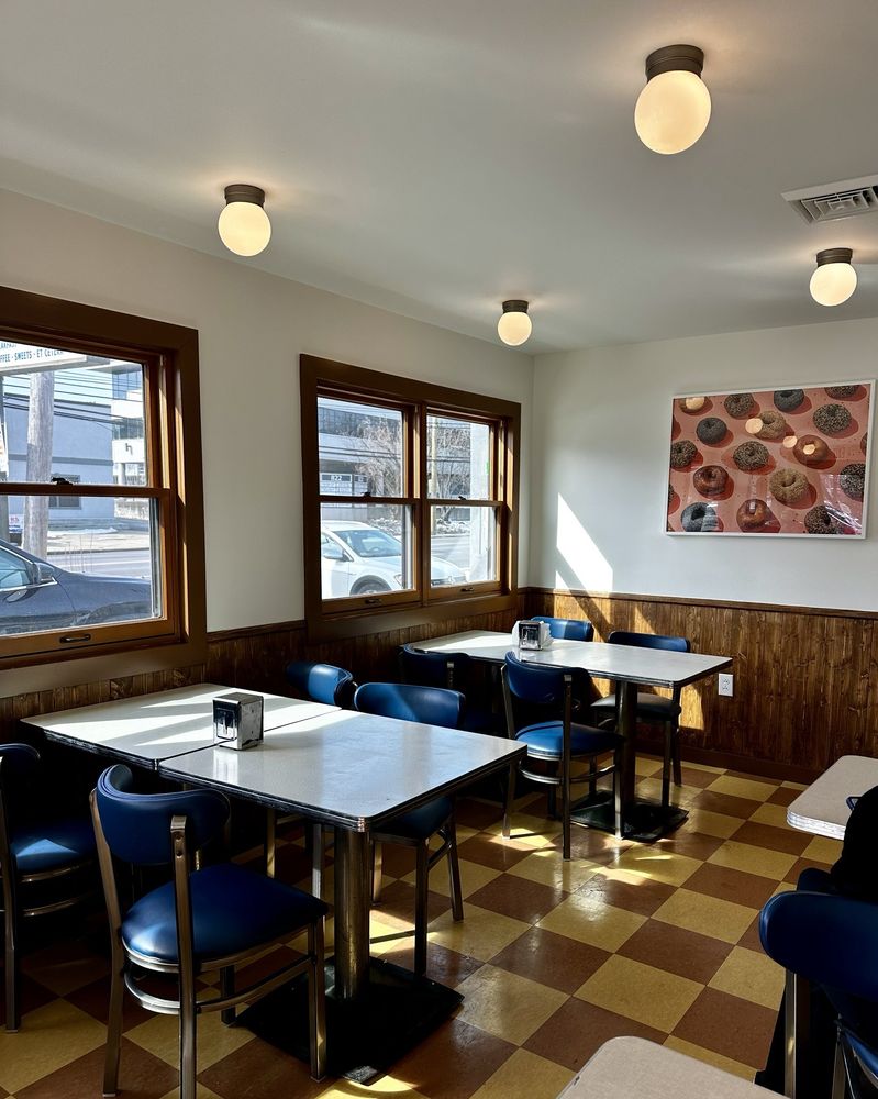 Kismet Bagels Luncheonette
