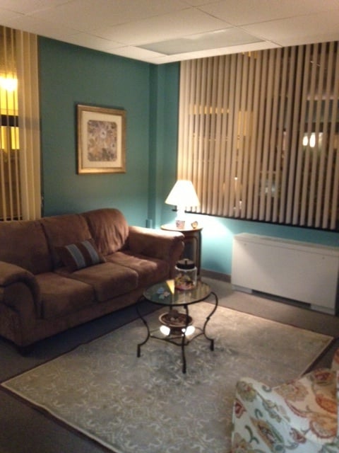 Lindsey Hoskins & Associates, Couple & Family Therapy