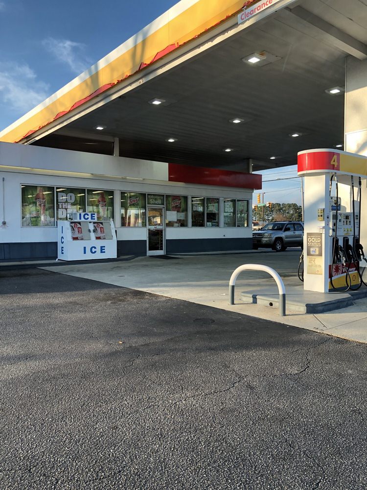 Shell Convenience Store and Gas Station