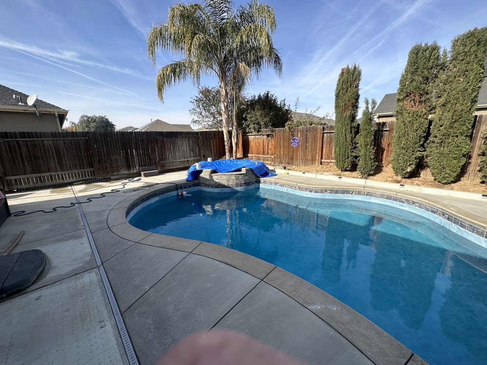 Grady's Pool's Construction